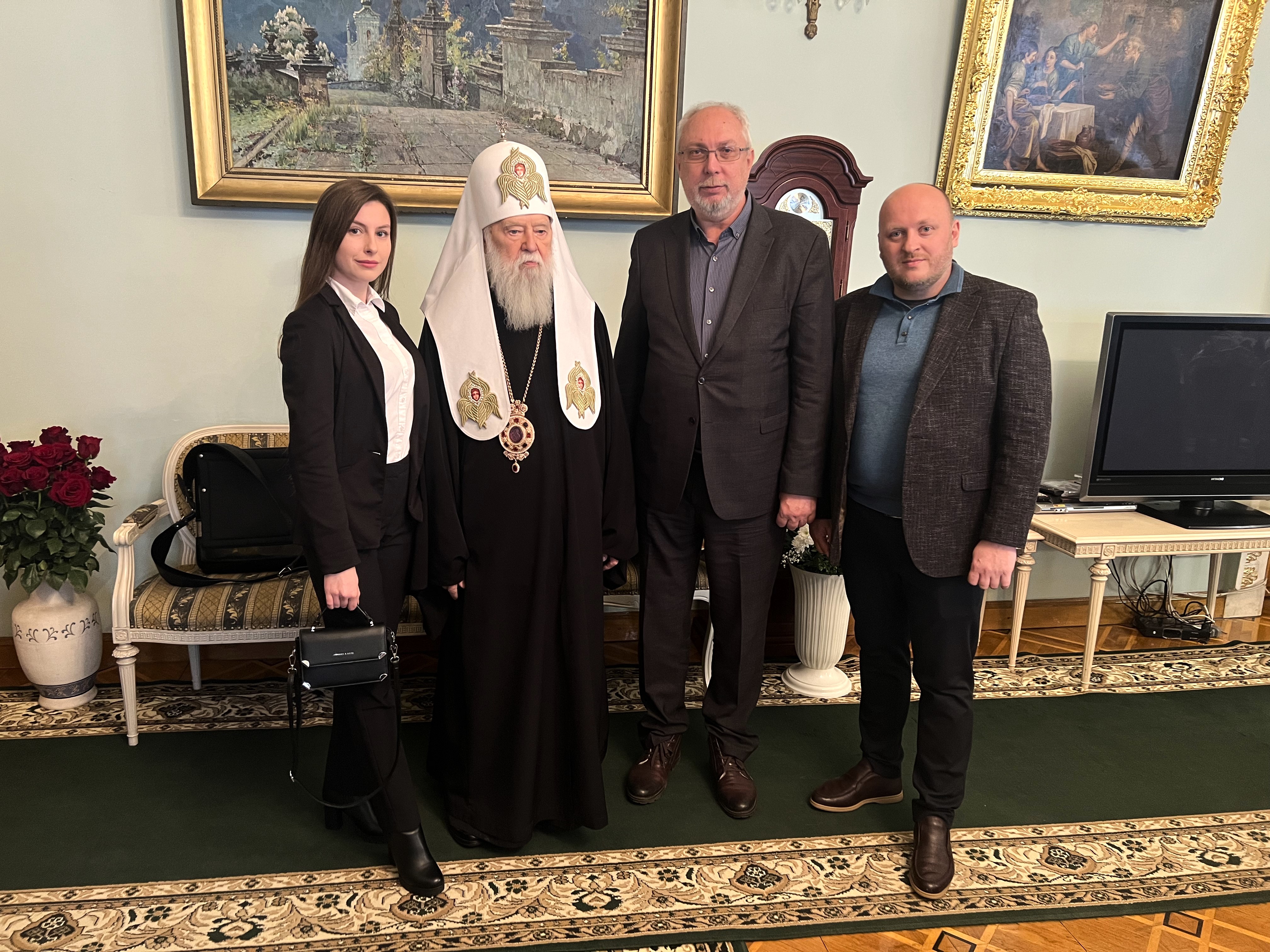 СВЯТІЙШОМУ ПАТРІАРХУ КИЇВСЬКОМУ І ВСІЄЇ РУСИ-УКРАЇНИ ФІЛАРЕТУ – 95!