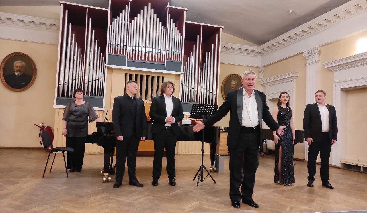 🎻 Вечір вокальної музики з Народним артистом України Михайлом Тищенком 🎵