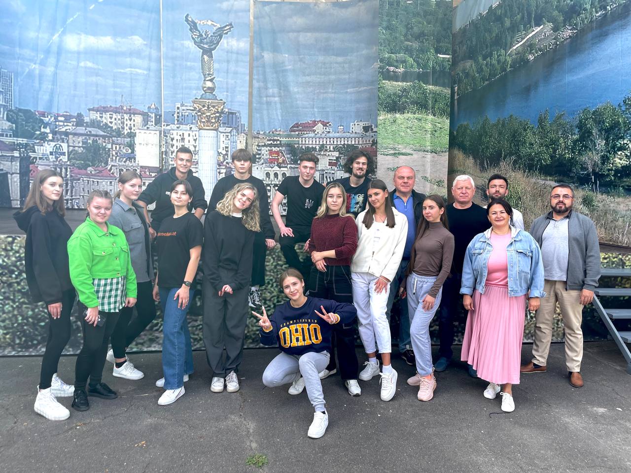 ДЕНЬ ФІЗИЧНОЇ КУЛЬТУРИ І СПОРТУ
