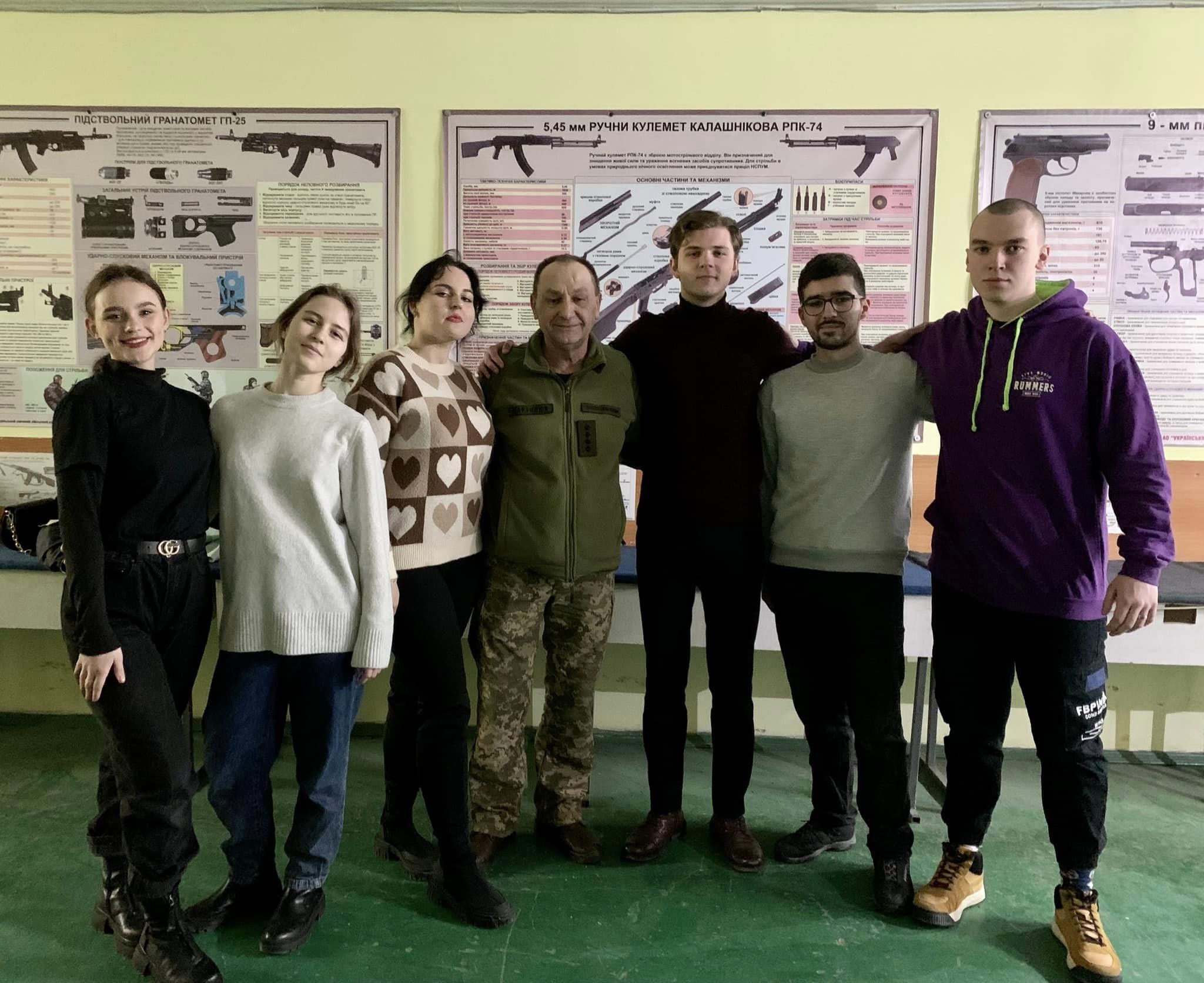 04.04.2023 Здобувачі НАКККіМ взяли участь у змаганнях з кульової стрільби