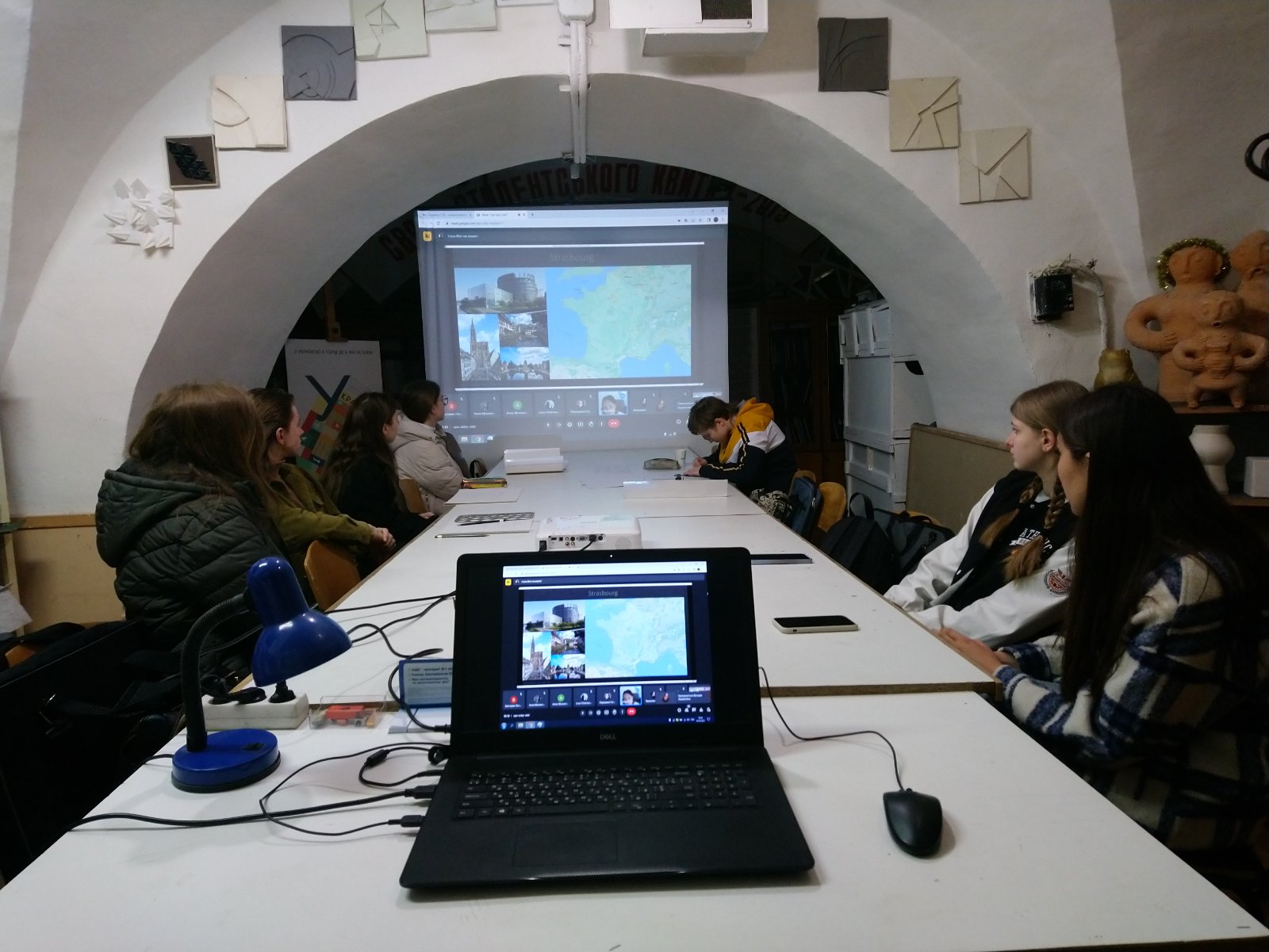 ВІДКРИТА ЛЕКЦІЯ ПРО СУЧАСНИЙ ПРОЦЕС РОЗВИТКУ ТЕРИТОРІЇ ЗА ПРИКЛАДОМ МІСЬКОГО ПРОЄКТУ "ДВА БЕРЕГИ" У МЕТРОПОЛІЇ СТРАСБУРГА